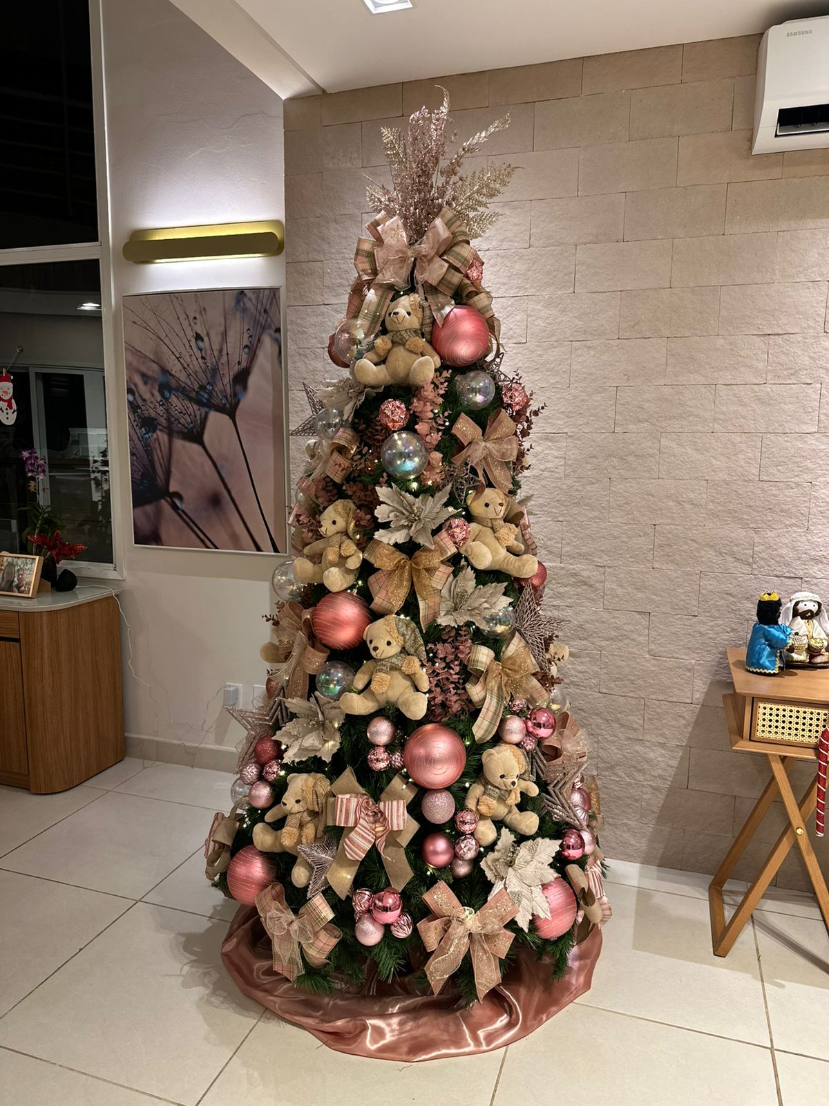 WhatsApp Image 2025-10-12 at 00.17.42 (1)