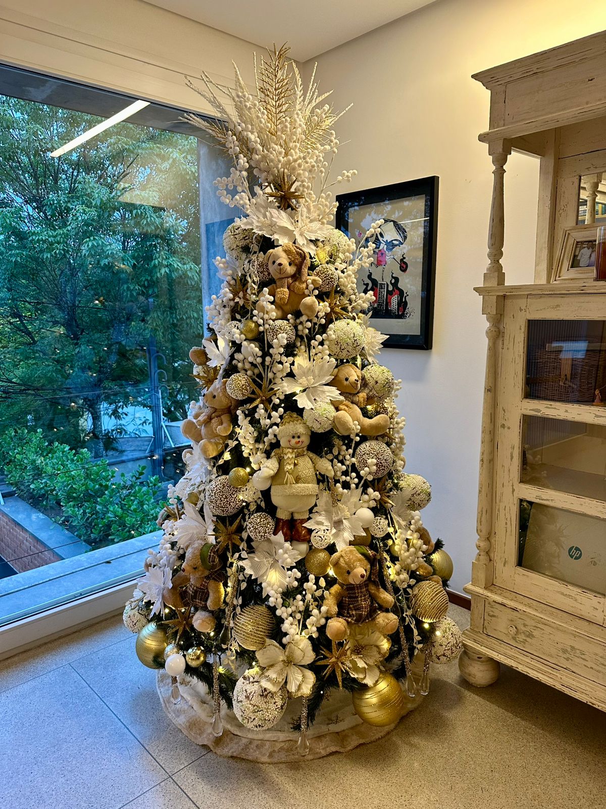 WhatsApp Image 2025-10-12 at 00.17.42